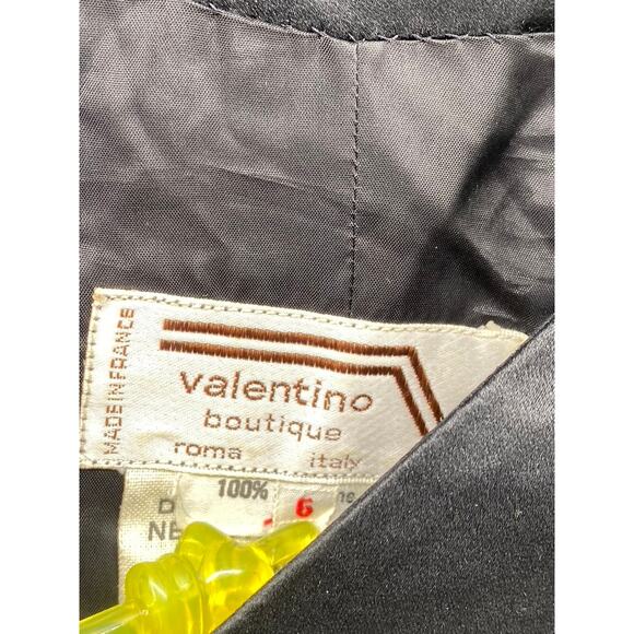 VALENTINO BOUTIQUE Women's Vintage Rare Black Velvet Offset Button-Down Gown SZ6 - Picture 9 of 12